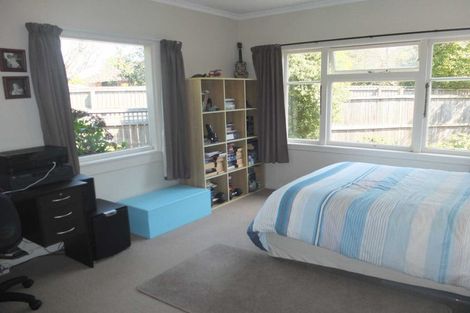 Photo of property in 19 Owens Terrace, Upper Riccarton, Christchurch, 8041