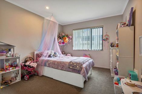 Photo of property in 2 Reremoana Close, Hawera, 4610