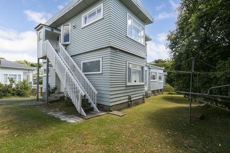 Photo of property in 1/199 Newlands Road, Newlands, Wellington, 6037