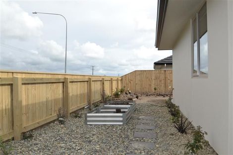 Photo of property in 11 Carmello Grove, Richmond, 7020