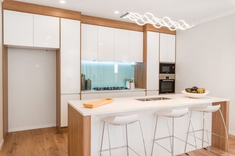 Photo of property in 17 Mcquoids Road, Flat Bush, Auckland, 2019