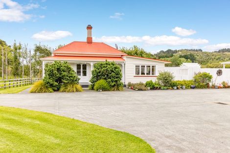 Photo of property in 354 Kaipara Flats Road, Dome Forest, Warkworth, 0981