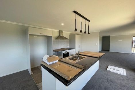 Photo of property in 11 Godwit Lane, Welcome Bay, Tauranga, 3112