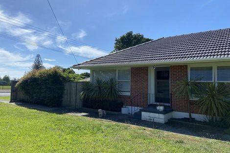Photo of property in 1/43 Tramway Road, Beach Haven, Auckland, 0626