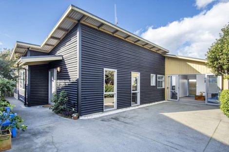 Photo of property in 61b Dickson Road, Papamoa Beach, Papamoa, 3118