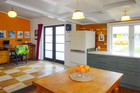 Photo of property in 36 Robinson Street, Foxton, 4814