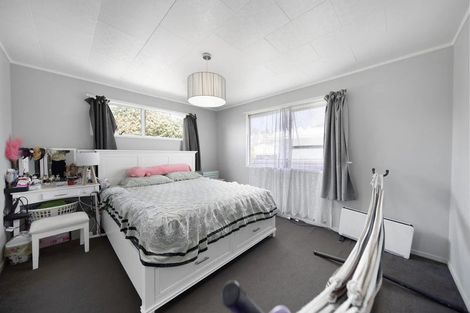 Photo of property in 16 Palermo Place, Clover Park, Auckland, 2023