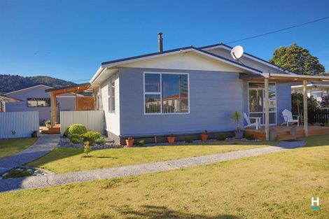 Photo of property in 121 Blake Street, Blaketown, Greymouth, 7805