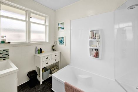 Photo of property in 161 Raleigh Street, Brixton, Waitara, 4382