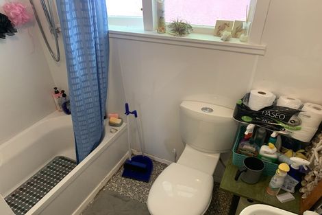 Photo of property in 63a Oregon Drive, Maoribank, Upper Hutt, 5018