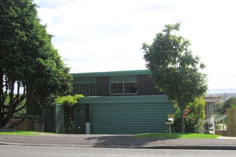 Photo of property in 229 Golf Road, Titirangi, Auckland, 0604