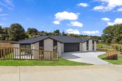 Photo of property in 2 Kiwinui Lane, Warkworth, 0910