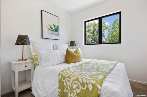 Photo of property in 4/9 Smiths Avenue, Papakura, 2110