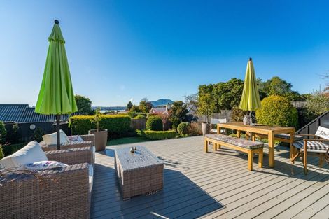 Photo of property in 735 Acacia Bay Road, Acacia Bay, Taupo, 3330
