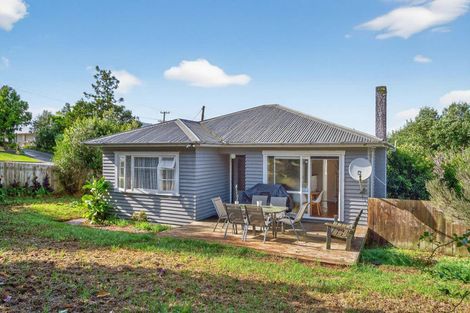 Photo of property in 17 Bickerstaffe Road, Maungaturoto, 0520