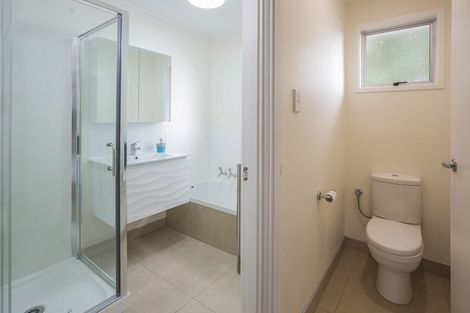 Photo of property in 2/36 Archmillen Avenue, Pakuranga Heights, Auckland, 2010