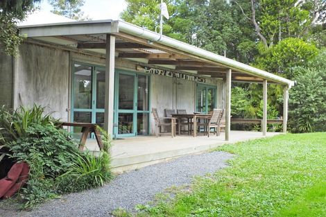 Photo of property in 330 Cowan Bay Road, Pohuehue, Warkworth, 0983