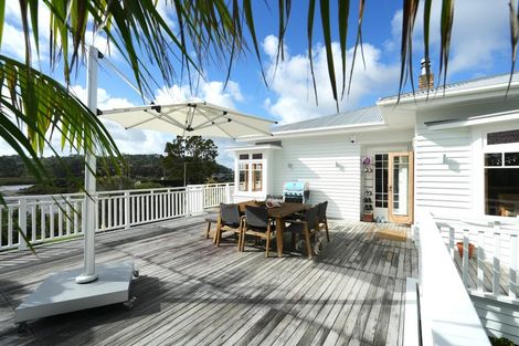 Photo of property in 6 Kent Street, Riverhead, 0820