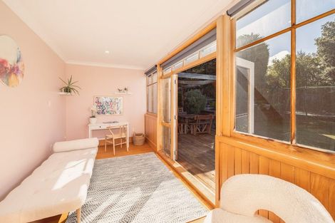Photo of property in 94 Mount Pleasant Road, Mount Pleasant, Christchurch, 8081