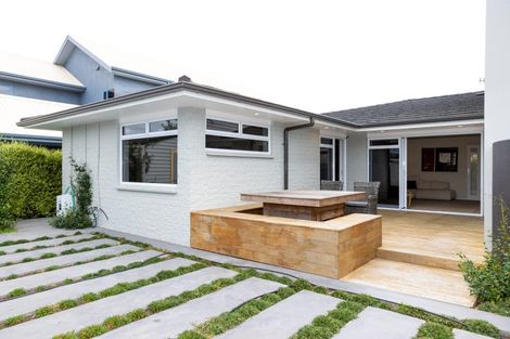 Photo of property in 1 Alfred Street, Westshore, Napier, 4110