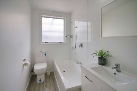 Photo of property in 2/57 Dover Street, St Albans, Christchurch, 8014