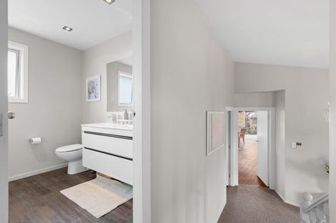 Photo of property in 25 Hillcrest Place, Avonhead, Christchurch, 8042