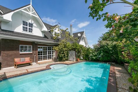 Photo of property in 12 Ewan Place, Taradale, Napier, 4112