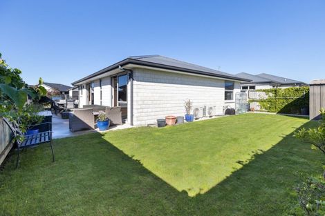 Photo of property in 53 Taioma Close, Papamoa, 3118