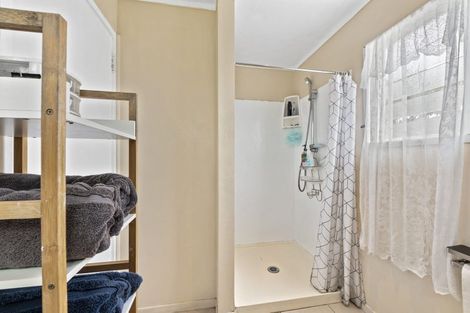 Photo of property in 11 Steven Street, Mangere East, Auckland, 2024