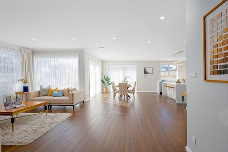 Photo of property in 193a Centreway Road, Orewa, 0931