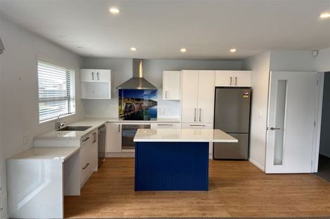 Photo of property in 30 Packard Crescent, Halswell, Christchurch, 8025