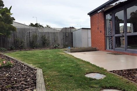 Photo of property in 2/27 Cardigan Bay Place, Addington, Christchurch, 8024