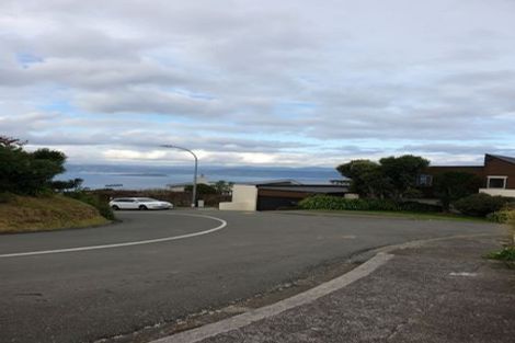 Photo of property in 1/10 Mataroa Avenue, Northland, Wellington, 6012