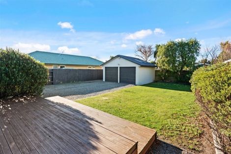 Photo of property in 20 Avonhead Road, Avonhead, Christchurch, 8042
