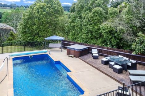 Photo of property in 1730 Great South Road, Bombay, Drury, 2579