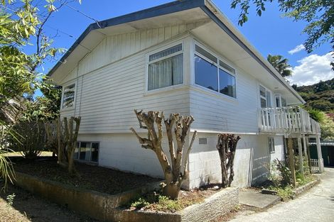 Photo of property in 70 Eskdale Road, Birkdale, Auckland, 0626
