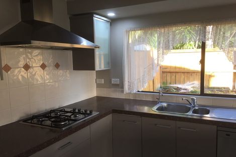 Photo of property in 66 Blackwood Drive, Wattle Downs, Auckland, 2103