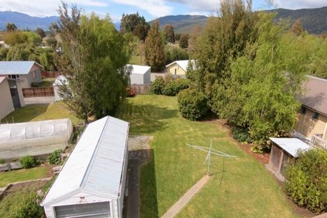 Photo of property in 42 Westmere Place, Manapouri, 9679