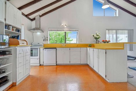 Photo of property in 60 Abbotsford Road, Waipawa, 4210