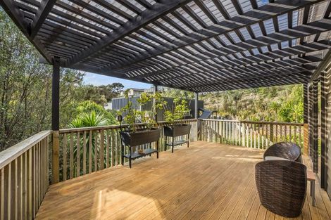 Photo of property in 122 Navigation Drive, Whitby, Porirua, 5024