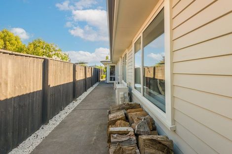 Photo of property in 18 Sterling Drive, Prebbleton, 7604