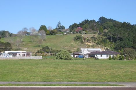 Photo of property in 10 Charles Green Drive, Cooks Beach, Whitianga, 3591