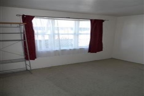Photo of property in 3 Elder Place, Massey, Auckland, 0614