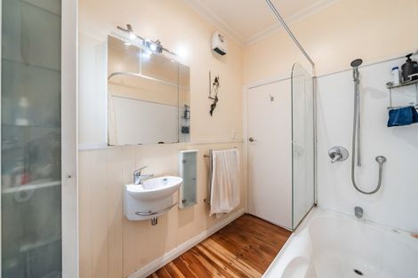 Photo of property in 35 Nottingham Street, Karori, Wellington, 6012