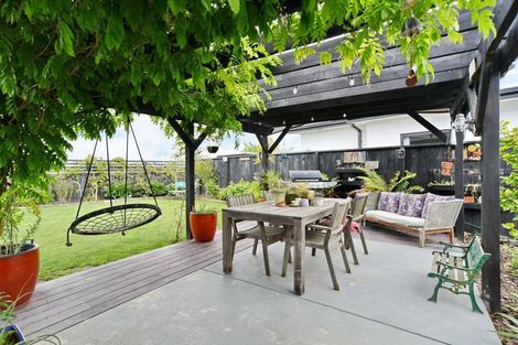 Photo of property in 27 Westpark Boulevard, Rangiora, 7400