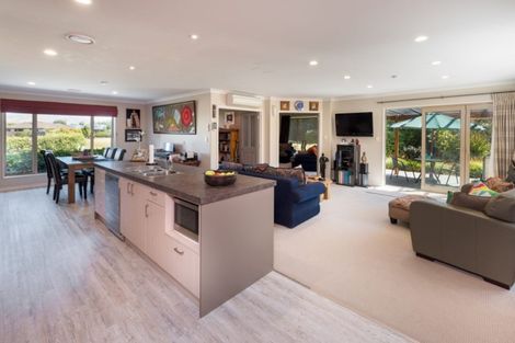 Photo of property in 27 Tremorne Avenue, Blenheim, 7201