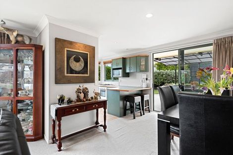 Photo of property in 3 Highgrove Drive, Grandview Heights, Hamilton, 3200