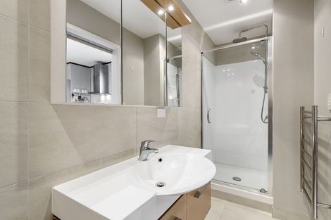 Photo of property in 22 Killarney Avenue, Torbay, Auckland, 0630