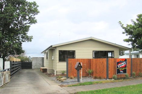 Photo of property in 1 Roots Street West, Feilding, 4702