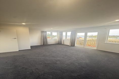 Photo of property in 5 Tiri Road, Manly, Whangaparaoa, 0930